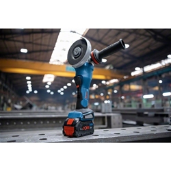 Bosch Akku-Winkelschleifer BITURBO GWS 18V-15 P Nr. 06019H6A00