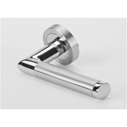ZT-Drückerpaar 1356 BIC WIND, mit Smart-Clip Rosetten 2331, fest/drehbar mit Rückholfeder, TS 37-47mm, Oberfl. 63 (Edelstahl poliert/Edelstahl matt) Nr. 17271